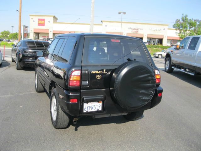 1999 Toyota RAV4 Volante S