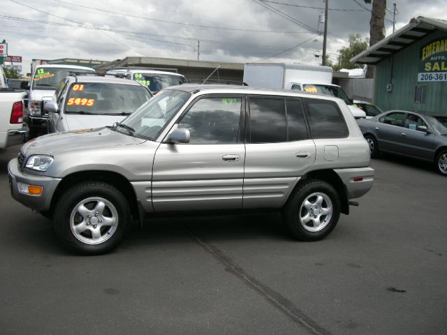 2000 Toyota RAV4 Volante S