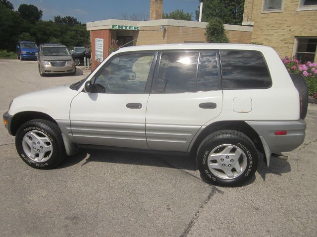 2000 Toyota RAV4 Volante S