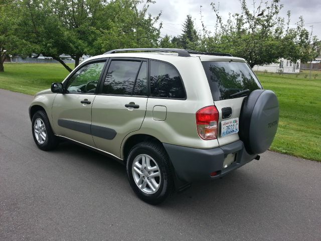 2001 Toyota RAV4 Ram 3500 Diesel 2-WD