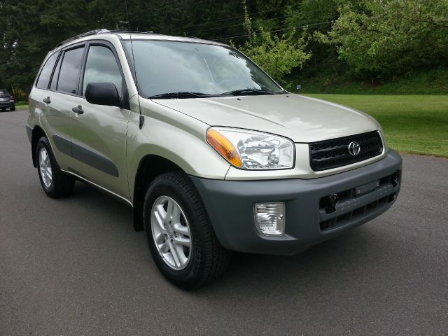 2001 Toyota RAV4 Ram 3500 Diesel 2-WD