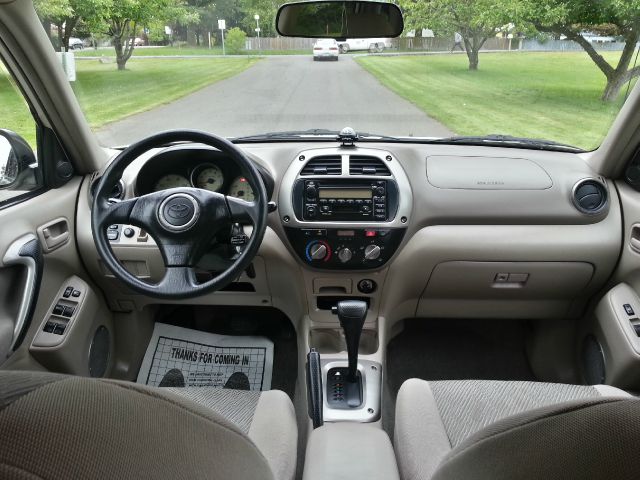 2001 Toyota RAV4 Ram 3500 Diesel 2-WD