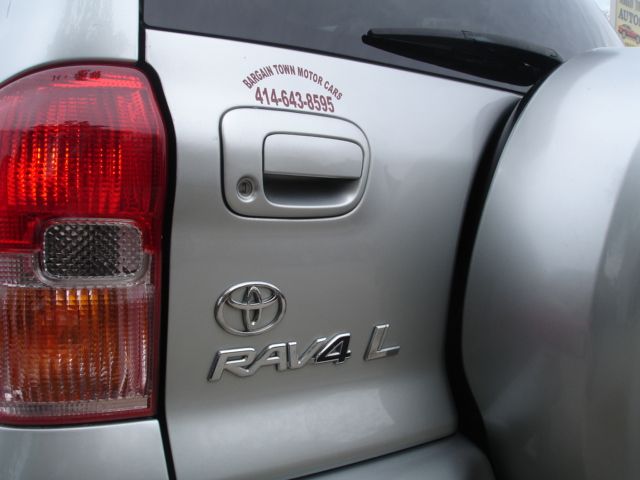 2001 Toyota RAV4 Ram 3500 Diesel 2-WD