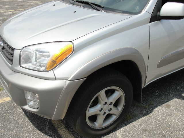 2001 Toyota RAV4 Ram 3500 Diesel 2-WD