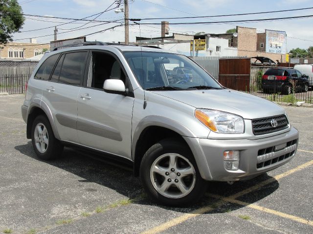 2001 Toyota RAV4 Ram 3500 Diesel 2-WD