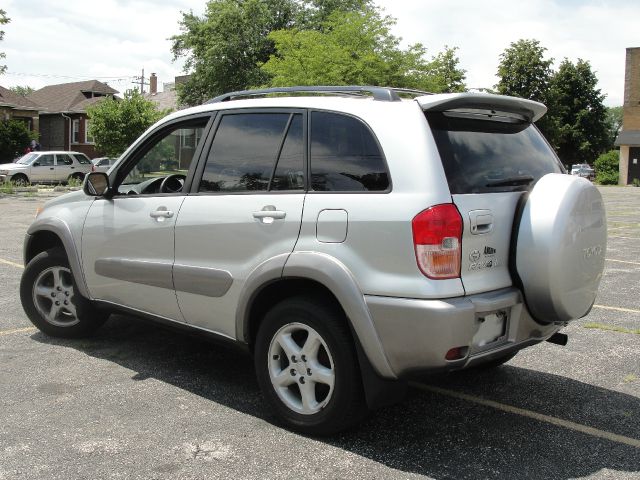 2001 Toyota RAV4 Ram 3500 Diesel 2-WD