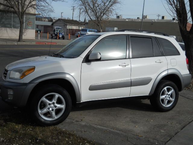 2001 Toyota RAV4 Ram 3500 Diesel 2-WD