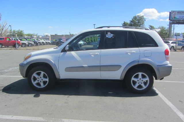 2001 Toyota RAV4 Ram 3500 Diesel 2-WD