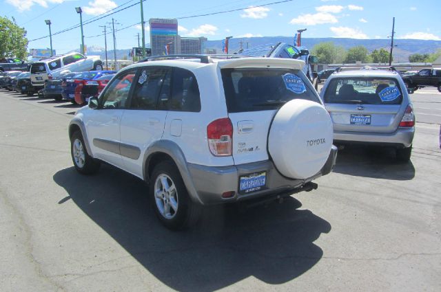 2001 Toyota RAV4 Ram 3500 Diesel 2-WD