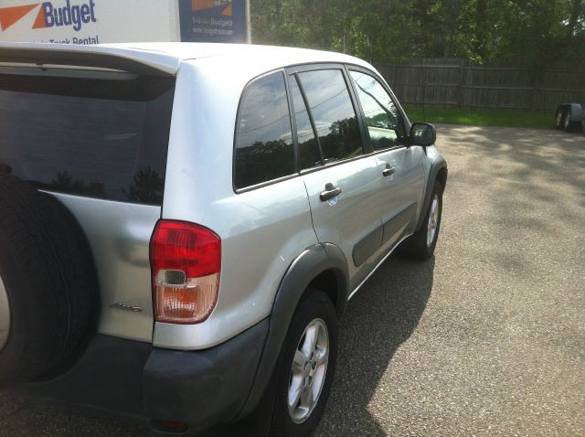 2001 Toyota RAV4 Ram 3500 Diesel 2-WD