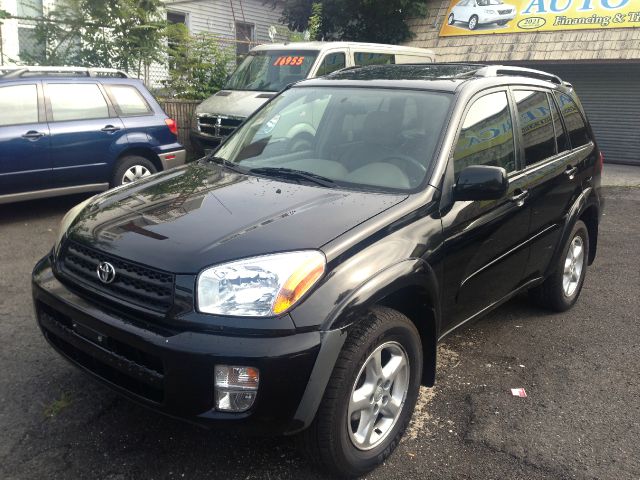 2002 Toyota RAV4 Ram 3500 Diesel 2-WD