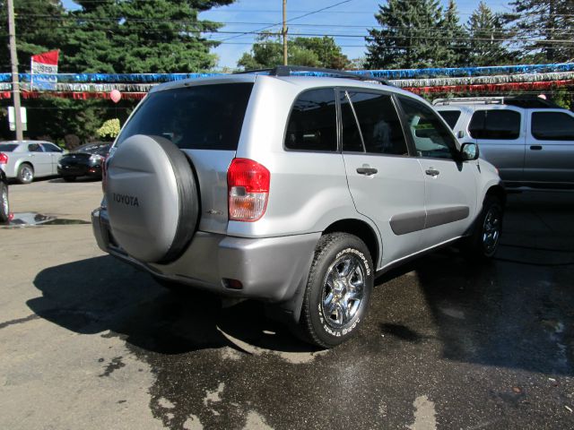 2002 Toyota RAV4 Ram 3500 Diesel 2-WD