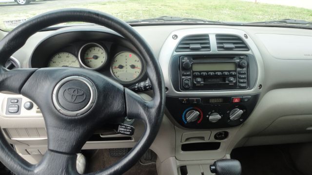 2002 Toyota RAV4 Ram 3500 Diesel 2-WD