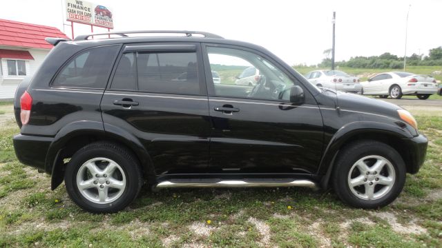 2002 Toyota RAV4 Ram 3500 Diesel 2-WD