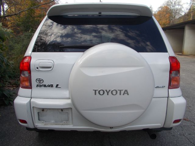 2002 Toyota RAV4 Ram 3500 Diesel 2-WD