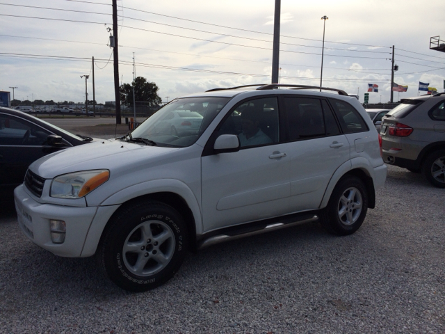 2002 Toyota RAV4 Ram 3500 Diesel 2-WD