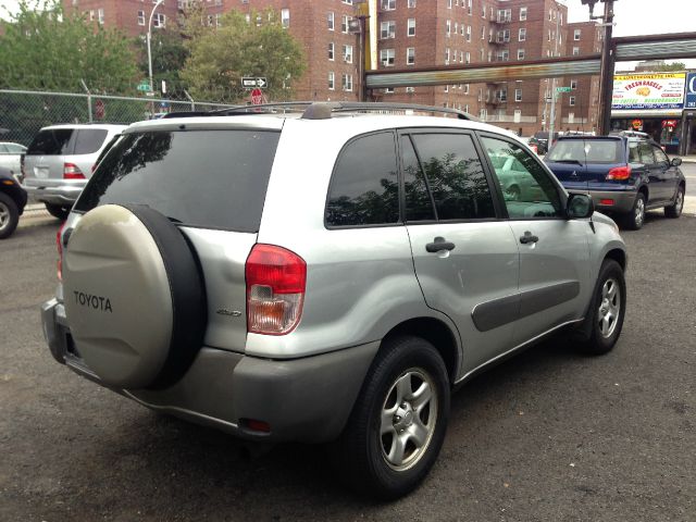 2002 Toyota RAV4 Ram 3500 Diesel 2-WD