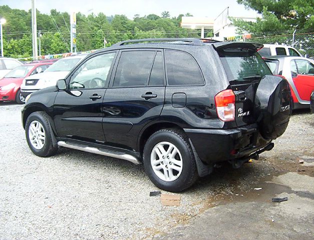 2002 Toyota RAV4 FX4 W/ Off-road Pkg