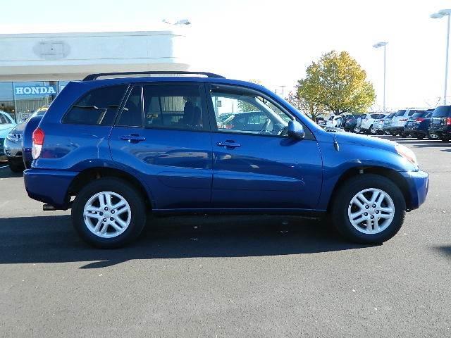 2002 Toyota RAV4 2 Dr SC2 Coupe