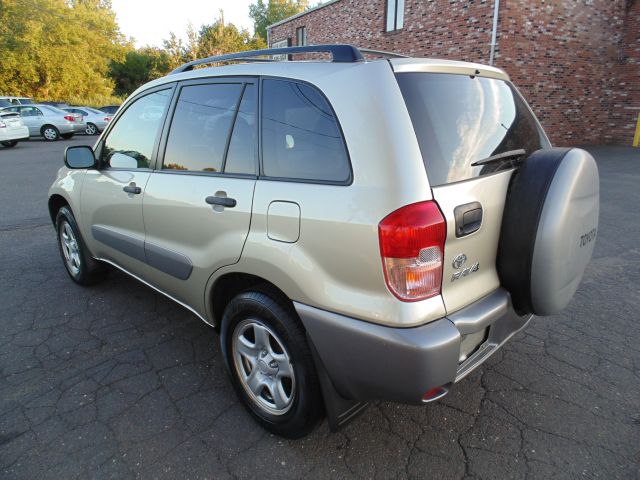 2003 Toyota RAV4 Ram 3500 Diesel 2-WD