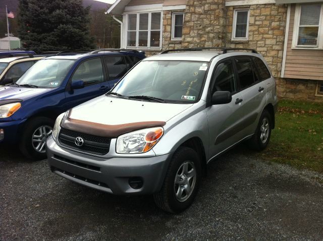 2003 Toyota RAV4 Ram 3500 Diesel 2-WD