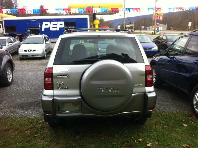 2003 Toyota RAV4 Ram 3500 Diesel 2-WD