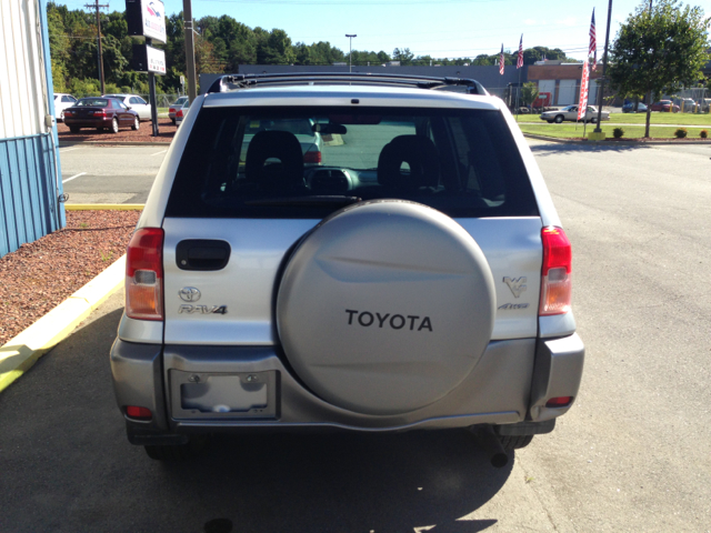 2003 Toyota RAV4 Ram 3500 Diesel 2-WD