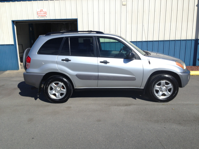 2003 Toyota RAV4 Ram 3500 Diesel 2-WD