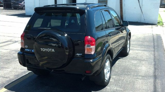 2003 Toyota RAV4 Ram 3500 Diesel 2-WD