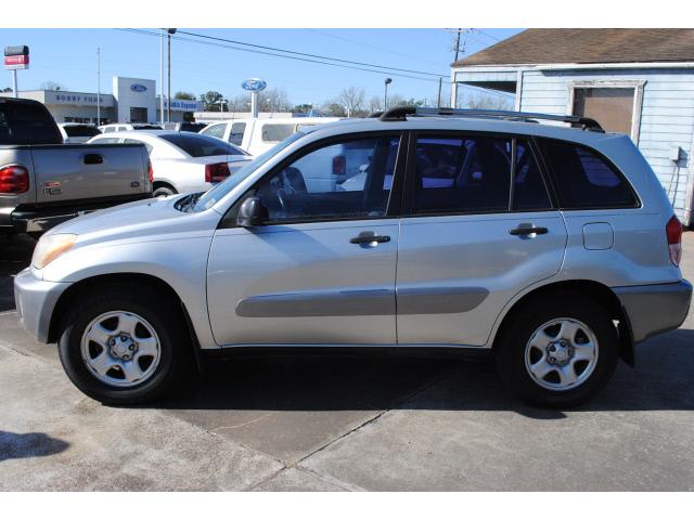 2003 Toyota RAV4 Unknown