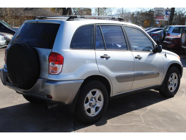 2003 Toyota RAV4 Unknown