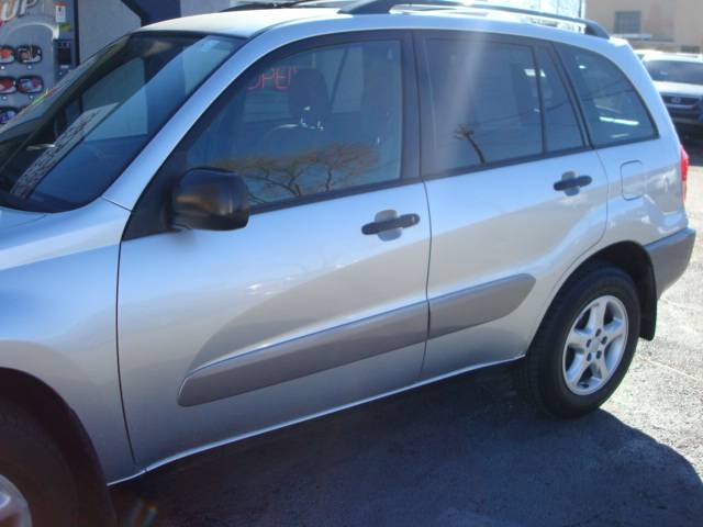 2003 Toyota RAV4 Unknown