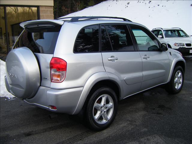 2003 Toyota RAV4 ESi