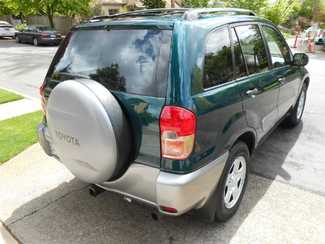 2003 Toyota RAV4 Unknown