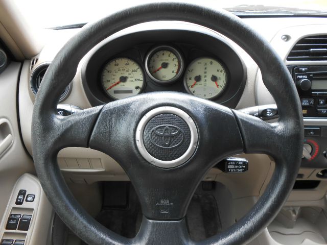 2003 Toyota RAV4 Unknown