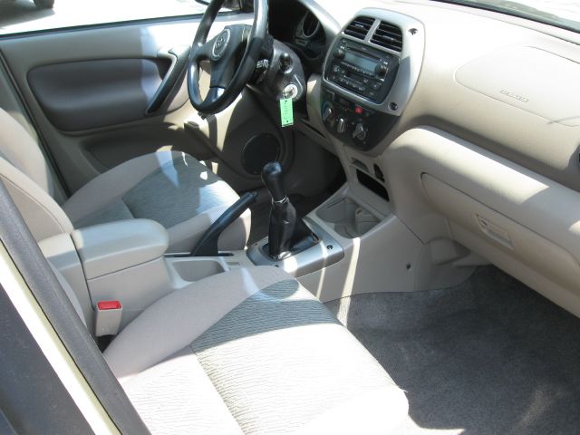 2003 Toyota RAV4 Ram 3500 Diesel 2-WD