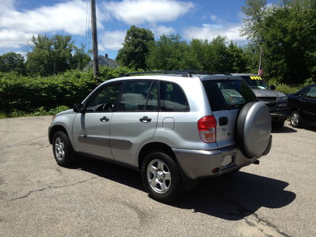 2003 Toyota RAV4 Ram 3500 Diesel 2-WD