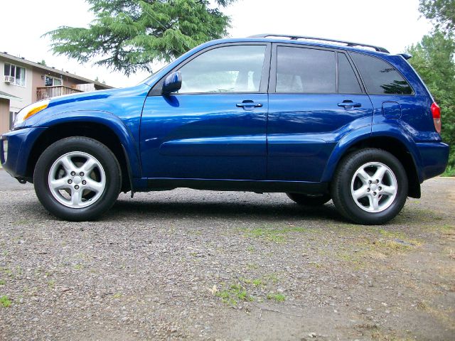 2003 Toyota RAV4 Ram 3500 Diesel 2-WD