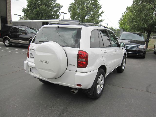 2004 Toyota RAV4 Ram 3500 Diesel 2-WD