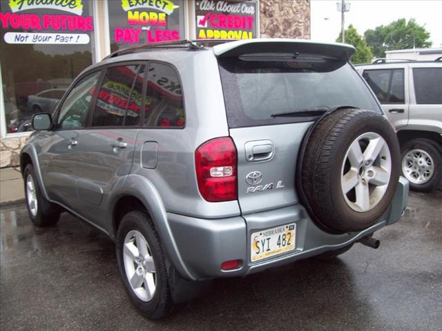 2004 Toyota RAV4 Unknown