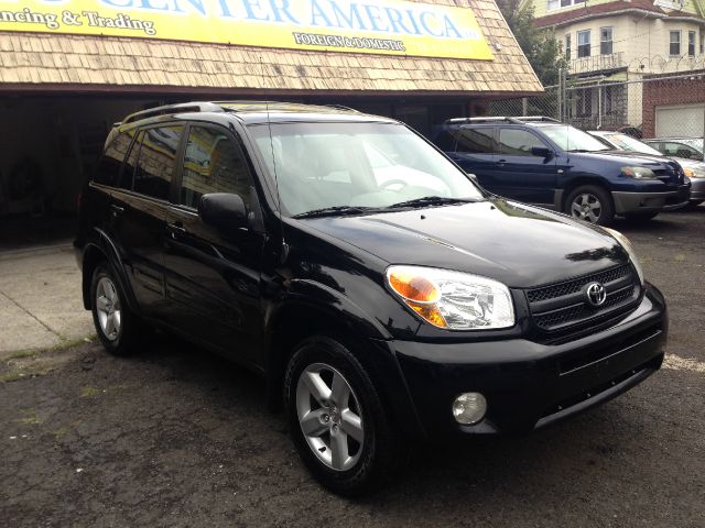 2004 Toyota RAV4 Ram 3500 Diesel 2-WD