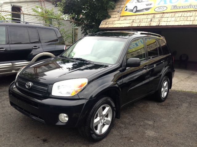 2004 Toyota RAV4 Ram 3500 Diesel 2-WD