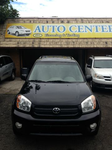 2004 Toyota RAV4 Ram 3500 Diesel 2-WD