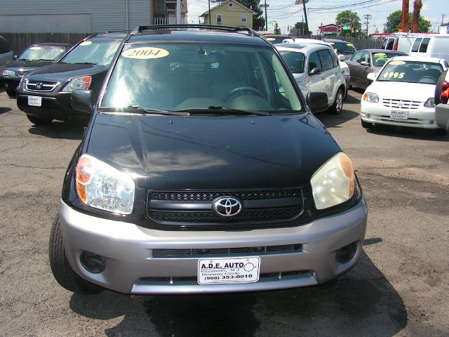 2004 Toyota RAV4 Ram 3500 Diesel 2-WD