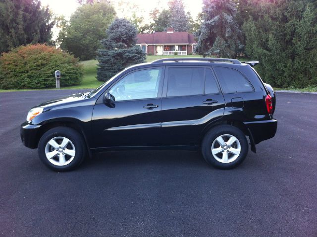 2004 Toyota RAV4 ESi