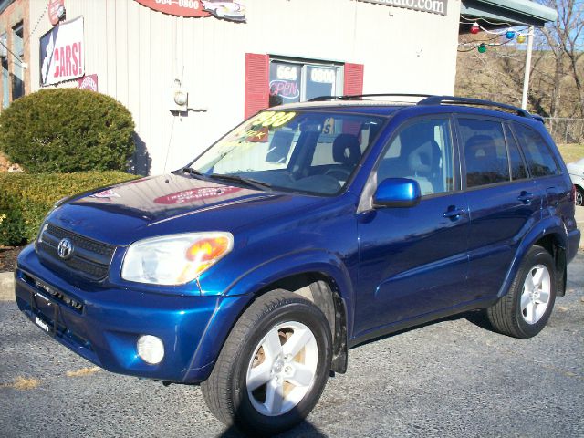 2004 Toyota RAV4 Ram 3500 Diesel 2-WD