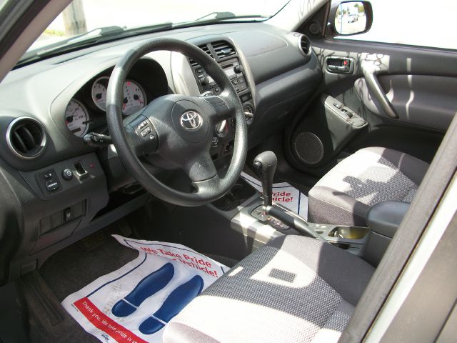 2004 Toyota RAV4 Ram 3500 Diesel 2-WD