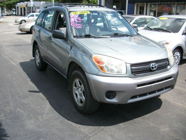 2004 Toyota RAV4 Ram 3500 Diesel 2-WD