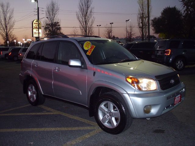 2004 Toyota RAV4 Ram 3500 Diesel 2-WD