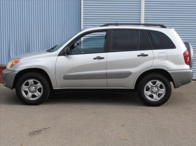 2005 Toyota RAV4 Crew Cab 4X4